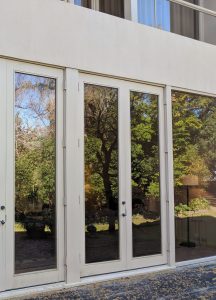 Houston Guide for Clean Window Services 2 Houston Guide for Clean Window Services