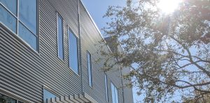 Tips for Cleaning Windows in Houston